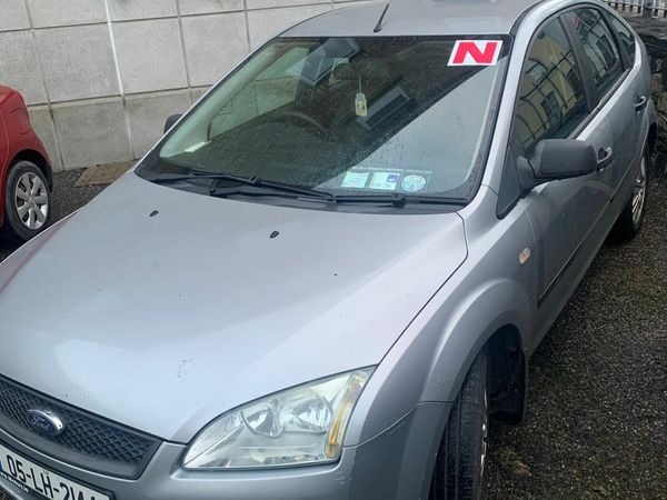 Ford Focus Hatchback, Petrol, 2005, Silver