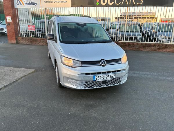 Volkswagen Caddy Maxi Life Estate, Diesel, 2025, Silver