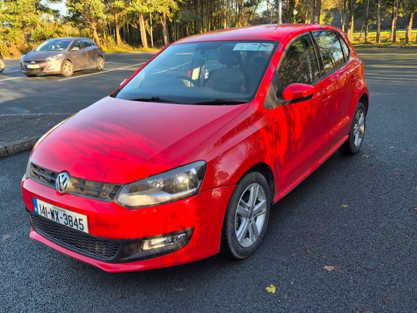 Volkswagen Polo Hatchback, Petrol, 2014, Red