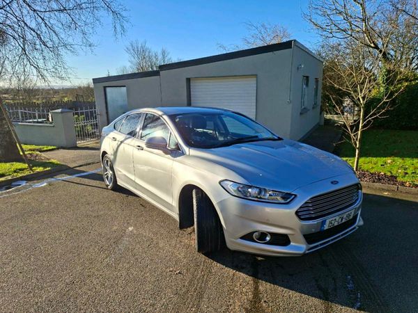 Ford Mondeo Hatchback, Diesel, 2015, Silver