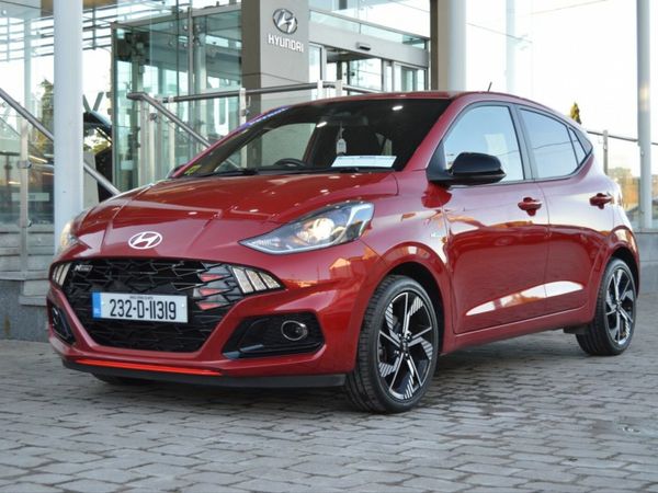 Hyundai i10 Hatchback, Petrol, 2023, Red