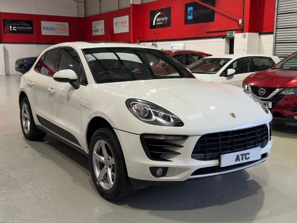 Porsche Macan SUV, Petrol, 2015, White