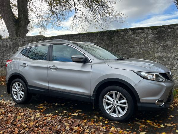 Nissan Qashqai Hatchback, Petrol, 2016, Silver