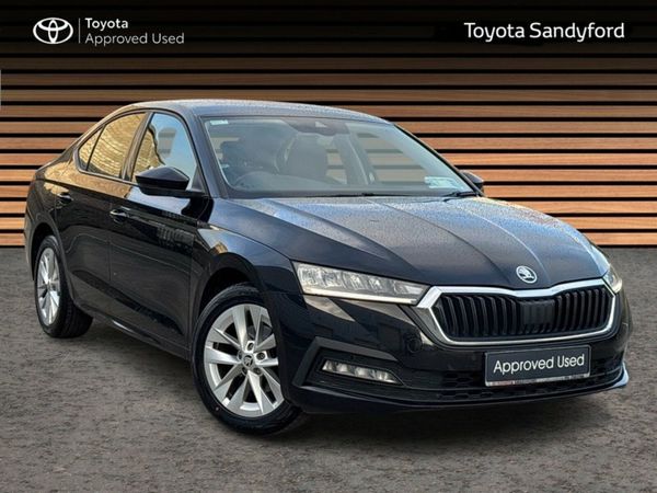 Skoda Octavia Hatchback, Diesel, 2023, Black