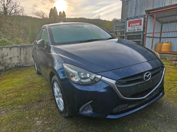 Mazda Demio Hatchback, Petrol, 2015, Blue