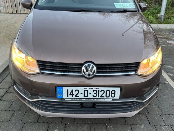 Volkswagen Polo Hatchback, Petrol, 2014, Brown