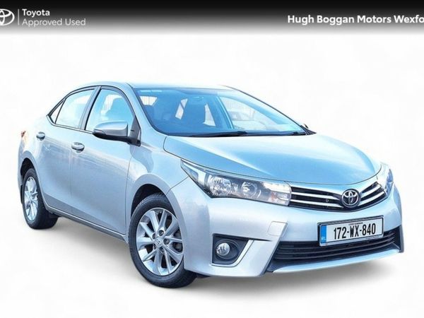 Toyota Corolla Saloon, Diesel, 2017, Silver