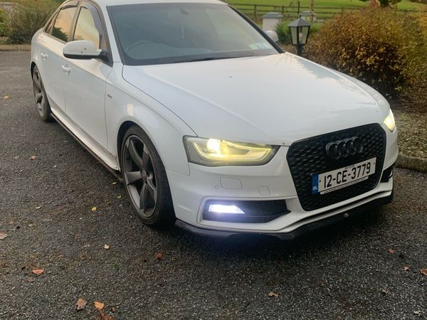Audi A4 Saloon, Diesel, 2012, White