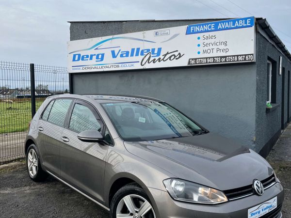 Volkswagen Golf Hatchback, Diesel, 2015, Grey