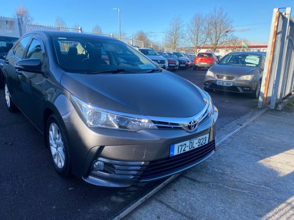Toyota Corolla Saloon, Diesel, 2017, Grey