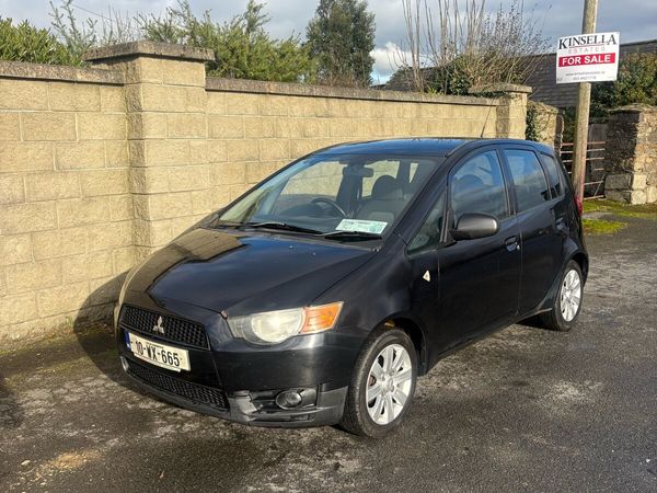 Mitsubishi Colt MPV, Petrol, 2010, Black