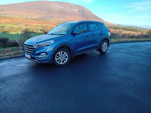 Hyundai Tucson SUV, Diesel, 2016, Blue