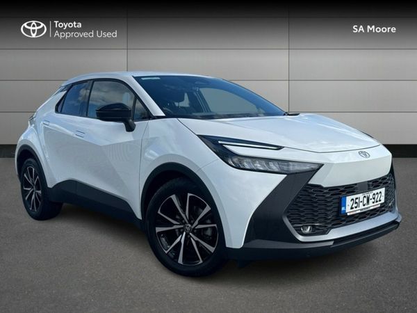 Toyota C-HR SUV, Petrol Hybrid, 2025, White