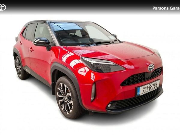 Toyota Yaris Cross Hatchback, Petrol Hybrid, 2023, Red