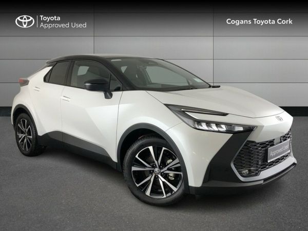 Toyota C-HR SUV, Petrol Hybrid, 2025, White
