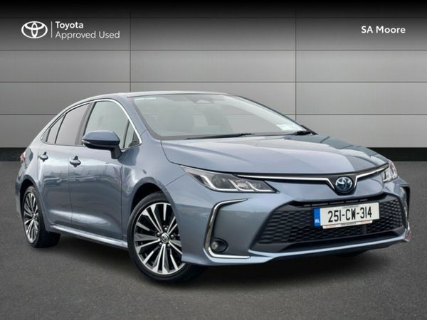 Toyota Corolla Saloon, Petrol Hybrid, 2025, Grey
