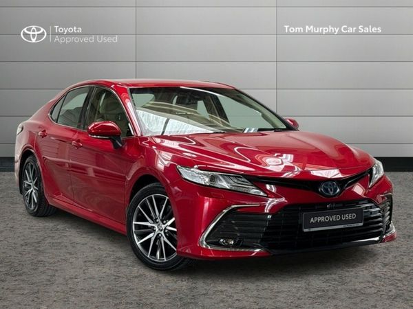Toyota Camry Saloon, Petrol Hybrid, 2023, Red