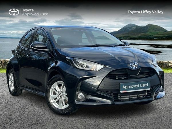 Toyota Yaris Hatchback, Petrol, 2025, Black