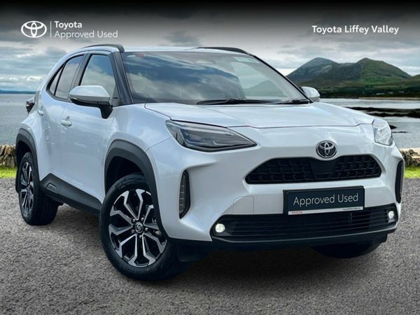 Toyota Yaris Cross Hatchback, Petrol Hybrid, 2025, White
