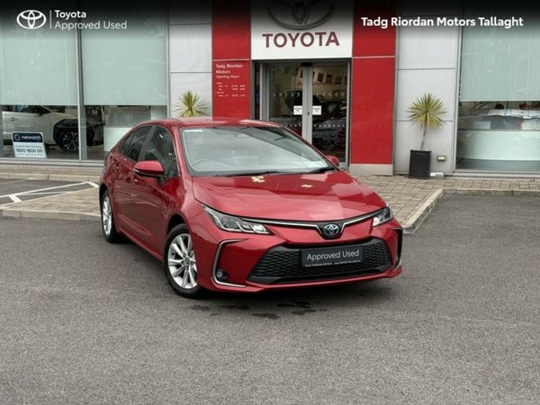Toyota Corolla Saloon, Petrol Hybrid, 2023, Red