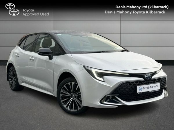 Toyota Corolla Hatchback, Petrol Hybrid, 2025, White