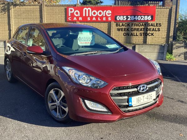 Hyundai i30 Hatchback, Diesel, 2016, Red