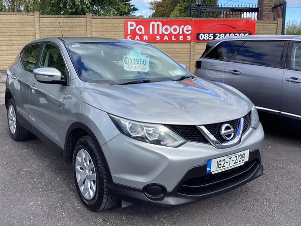Nissan Qashqai SUV, Diesel, 2016, Silver