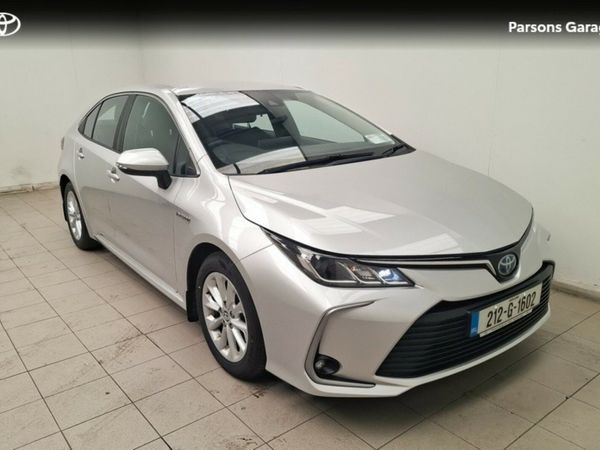 Toyota Corolla Saloon, Petrol Hybrid, 2021, Silver