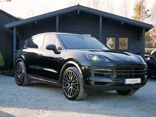 Porsche Cayenne SUV, Petrol Hybrid, 2024, Black