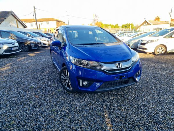 Honda Fit Hatchback, Petrol Hybrid, 2015, Blue