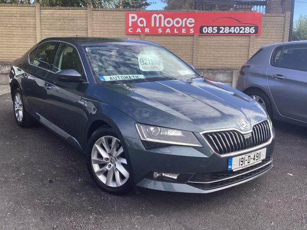 Skoda Superb Hatchback, Diesel, 2019, Grey