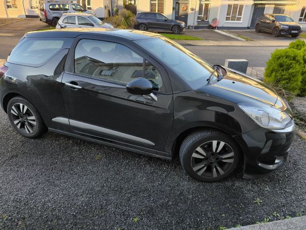 DS Automobiles DS 3 Hatchback, Petrol, 2016, Black