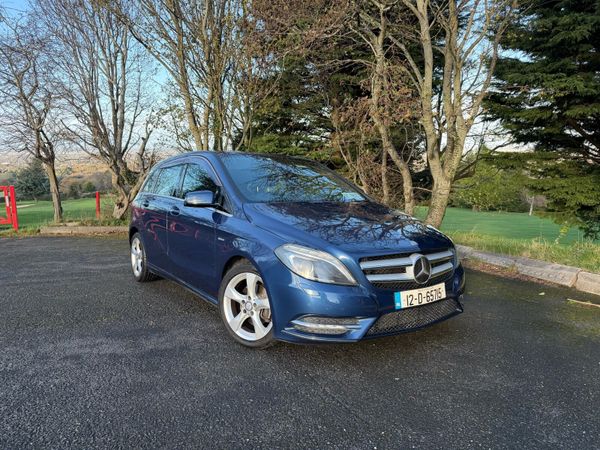 Mercedes-Benz B-Class MPV, Petrol, 2012, Blue
