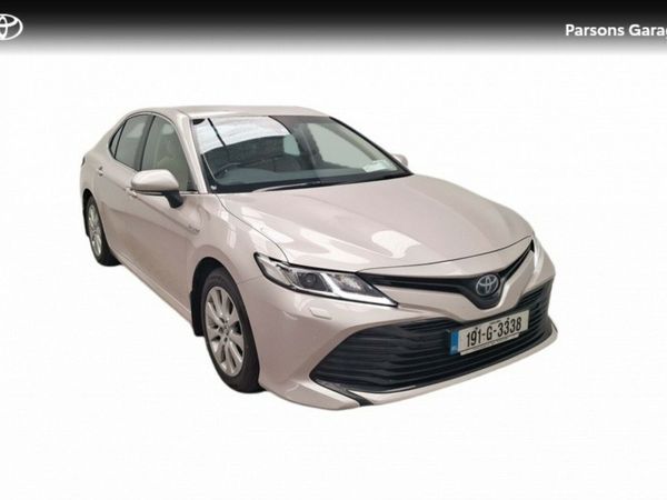 Toyota Camry Saloon, Petrol Hybrid, 2019, Brown