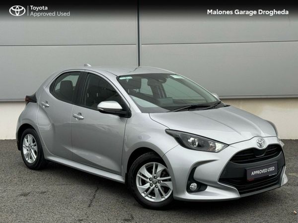 Toyota Yaris Hatchback, Petrol, 2021, Silver