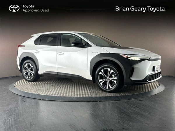 Toyota bZ4X Estate, Electric, 2024, White