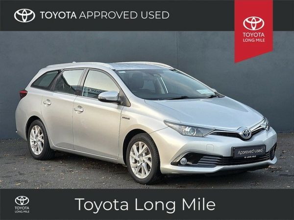 Toyota Auris Hatchback, Petrol Hybrid, 2018, Silver