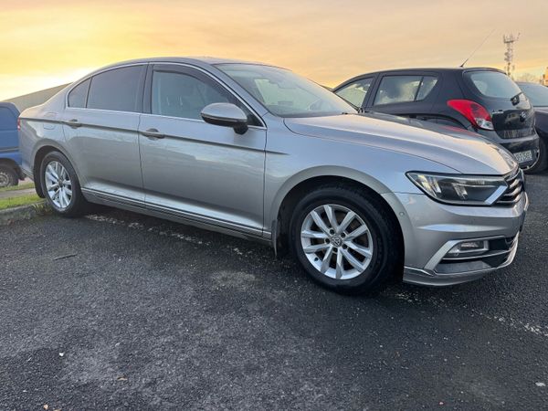 Volkswagen Passat Saloon, Diesel, 2015, Silver