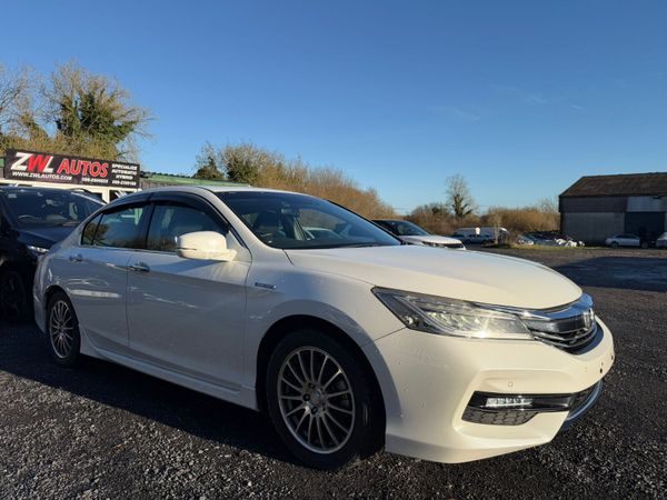 Honda Accord Saloon, Petrol Hybrid, 2017, White