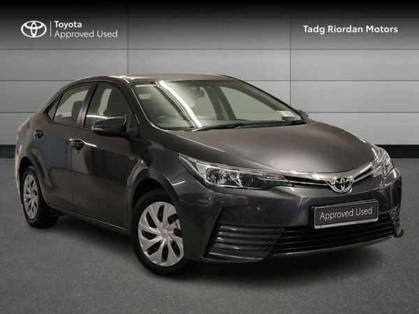 Toyota Corolla Saloon, Petrol, 2018, Grey