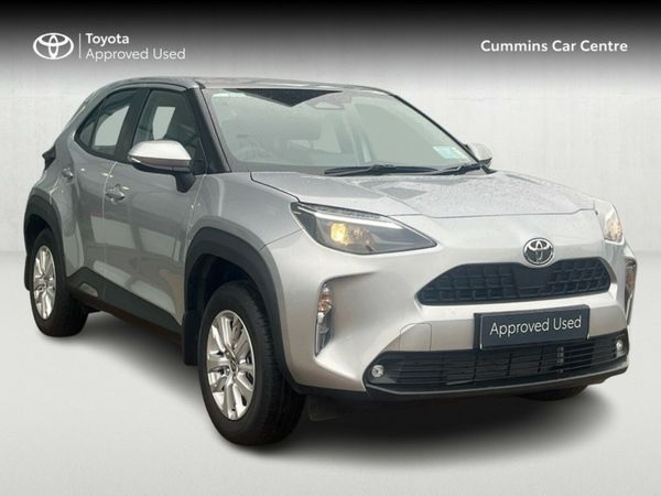 Toyota Yaris Cross SUV, Petrol Hybrid, 2025, Silver
