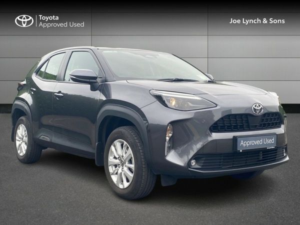 Toyota Yaris Cross Hatchback, Petrol Hybrid, 2025, Grey