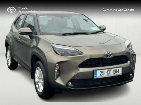 Toyota Yaris Cross Hatchback, Petrol Hybrid, 2025, Bronze