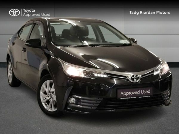 Toyota Corolla Saloon, Diesel, 2017, Black