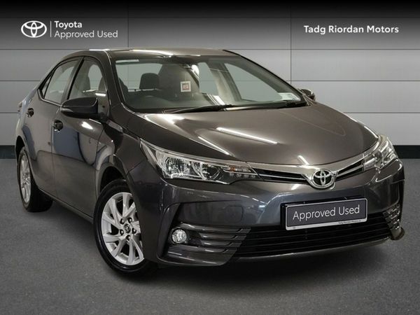 Toyota Corolla Saloon, Petrol, 2017, Grey