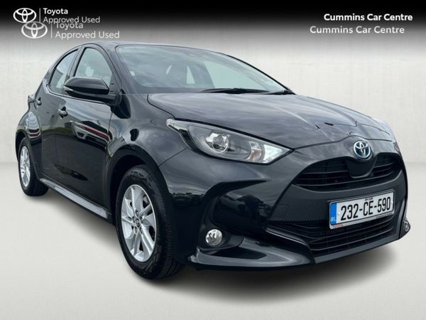 Toyota Yaris Hatchback, Petrol Hybrid, 2023, Black