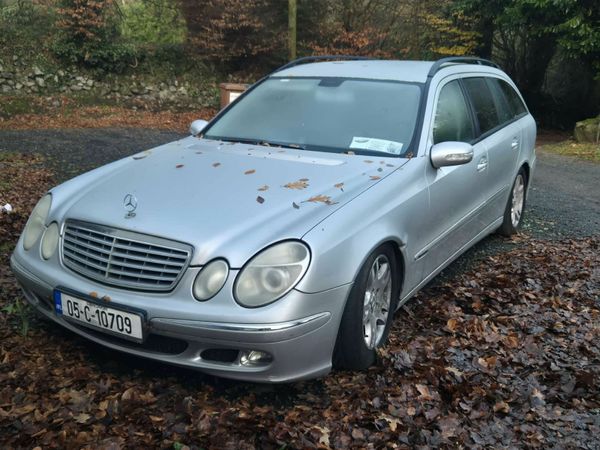 Mercedes-Benz E-Class Estate, Petrol, 2005, Silver