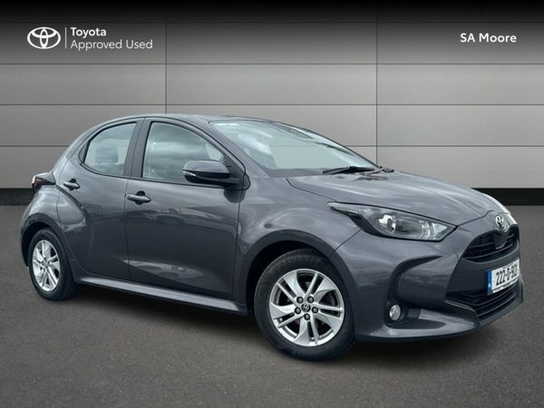 Toyota Yaris Hatchback, Petrol, 2022, Grey