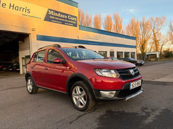 Dacia Sandero Stepway Hatchback, Petrol, 2015, Red