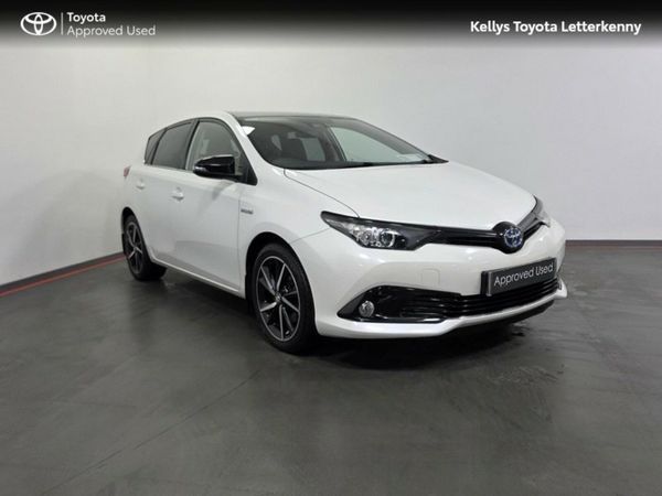 Toyota Auris MPV, Petrol Hybrid, 2018, White